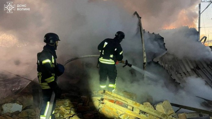 Vladimir Putin threatens to obliterate Kyiv as Russia targets Ukraine’s energy grid Vladimir Putin threatens to obliterate Kyiv as Russia targets Ukraine’s energy grid