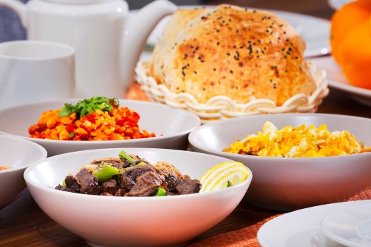 밥, 생존 이상의 의미: 식사가 단순히 생존이 아닌 이유 밥, 생존 이상의 의미: 식사가 단순히 생존이 아닌 이유