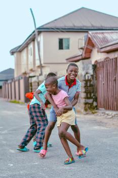 쾌락의 쳇바퀴에서 탈출하는 방법: 지속 가능한 행복 찾기 쾌락의 쳇바퀴에서 탈출하는 방법: 지속 가능한 행복 찾기