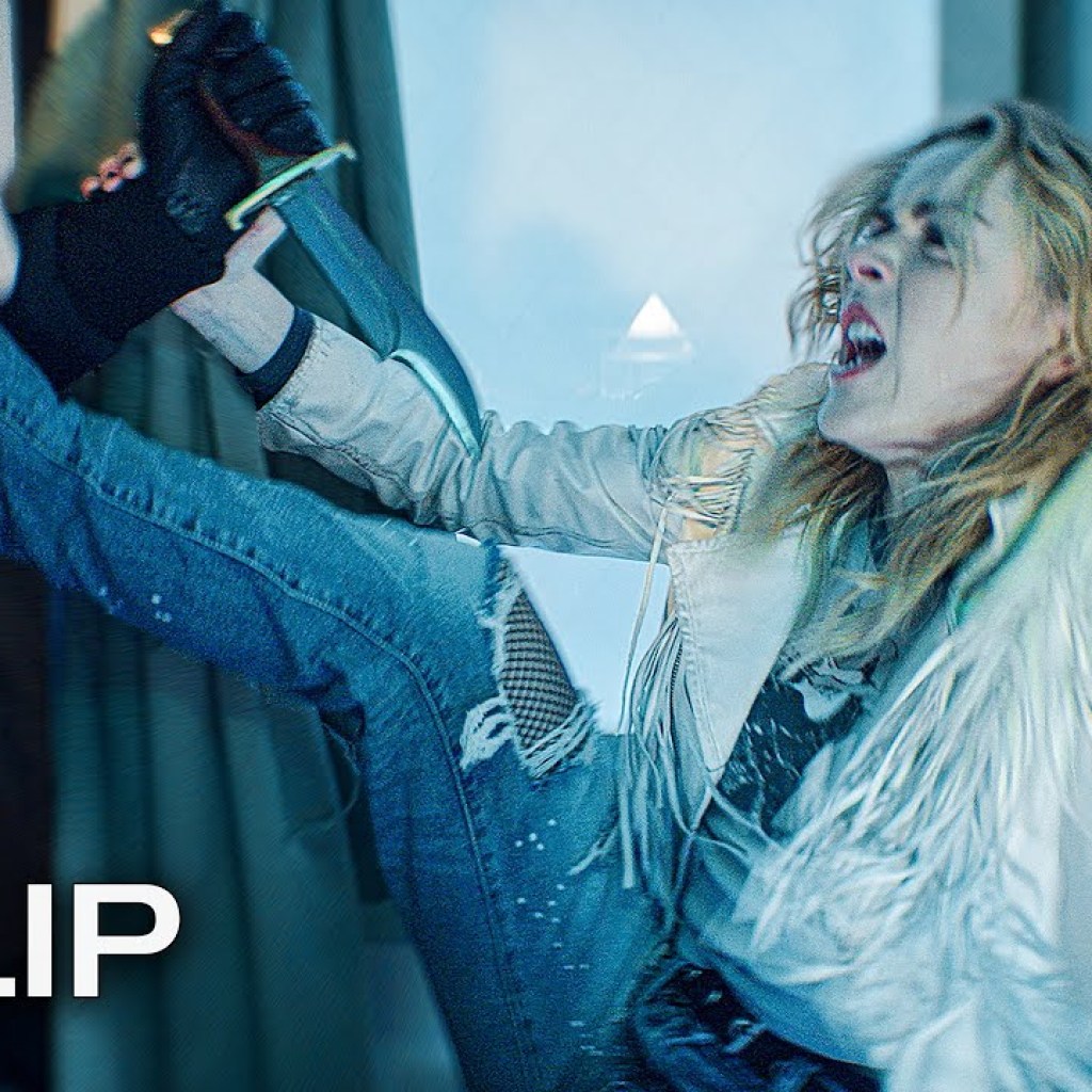 TOTALLY KILLER Clip – Killer Attacks in the Photo Booth (2023) TOTALLY KILLER Clip – Killer Attacks in the Photo Booth (2023)