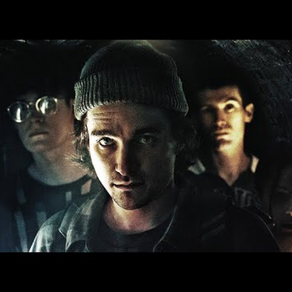 DEEP FEAR (2022) Official Trailer (HD) FRENCH HORROR DEEP FEAR (2022) Official Trailer (HD) FRENCH HORROR