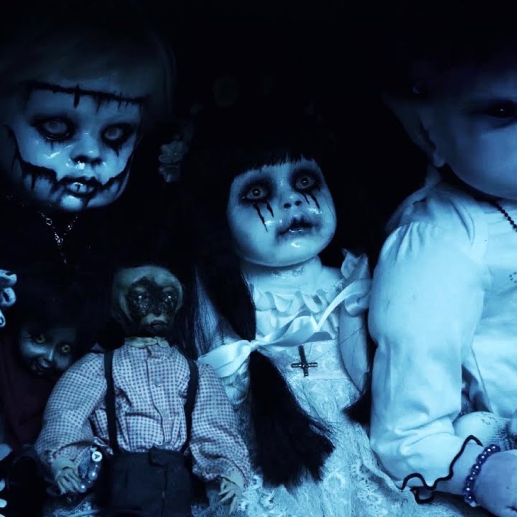 DEAD BY MIDNIGHT (2018) Official Trailer (HD) HORROR ANTHOLOGY DEAD BY MIDNIGHT (2018) Official Trailer (HD) HORROR ANTHOLOGY