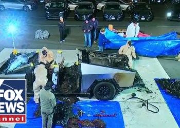 Authorities discuss similarities between cybertruck explosion and New Orleans attack suspects Authorities discuss similarities between cybertruck explosion and New Orleans attack suspects