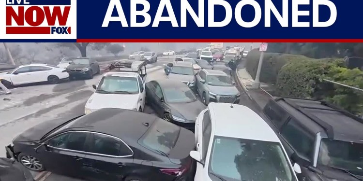California Fire: Cars abandoned by drivers and bulldozed in LA California Fire: Cars abandoned by drivers and bulldozed in LA