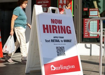 US Added Jobs in Right Places, Sonderling Says US Added Jobs in Right Places, Sonderling Says