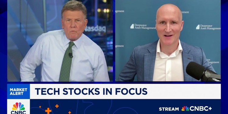 Apple will be one of the top two performing ‘Mag 7s’ over the next year: Deepwater’s Gene Munster Apple will be one of the top two performing ‘Mag 7s’ over the next year: Deepwater’s Gene Munster