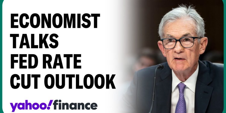 Look for gradual Fed rate cuts over next 12-18 months: Economist Look for gradual Fed rate cuts over next 12-18 months: Economist