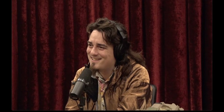 Joe Rogan Experience #2394 – Palmer Luckey Joe Rogan Experience #2394 – Palmer Luckey