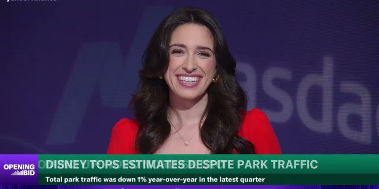 Disney crushes earnings estimates despite park traffic concerns | Opening Bid Disney crushes earnings estimates despite park traffic concerns | Opening Bid