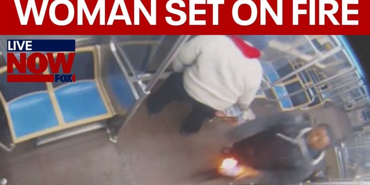 Man sets woman on fire on Chicago train “terrorist attack” Man sets woman on fire on Chicago train “terrorist attack”