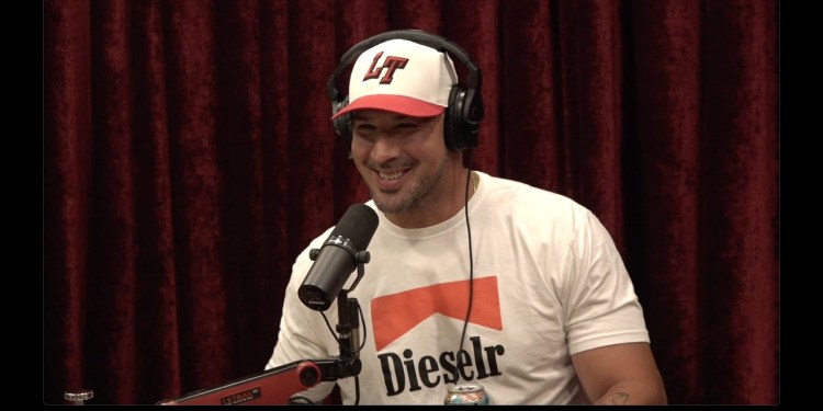 Joe Rogan Experience #2498 – Brendan Schaub Joe Rogan Experience #2498 – Brendan Schaub