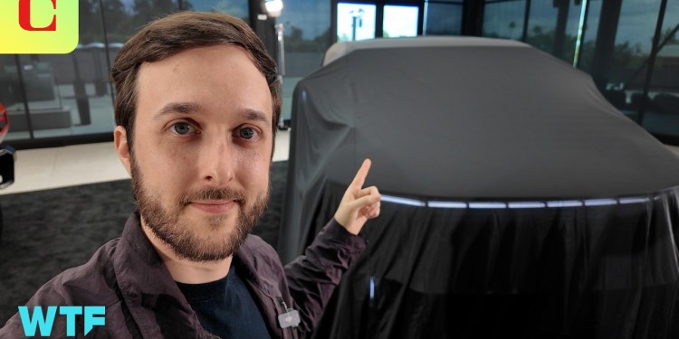 New Hummer X Concept SUV and Pickup REVEAL: Swap Parts With Friends New Hummer X Concept SUV and Pickup REVEAL: Swap Parts With Friends