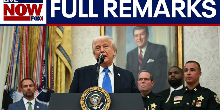 President Trump awards first Medals of Sacrifice to fallen Palm Beach County officers President Trump awards first Medals of Sacrifice to fallen Palm Beach County officers