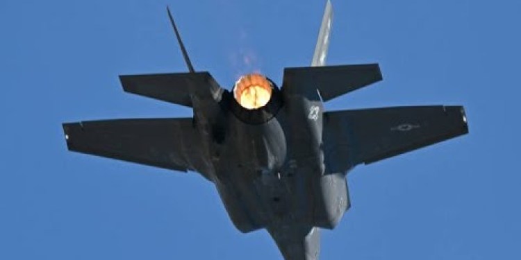 Canada’s Carney Orders Review of Contract for US-made F-35 Fighter Jets Canada’s Carney Orders Review of Contract for US-made F-35 Fighter Jets