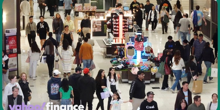 Consumer spending ebbs and flows aren’t easing economic woes Consumer spending ebbs and flows aren’t easing economic woes