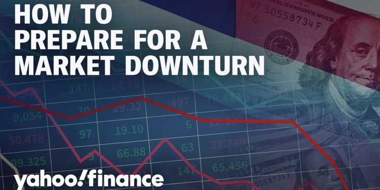 Stocks down ahead of the closing bell, tariff uncertainty and markets, Nvidia price target lowered Stocks down ahead of the closing bell, tariff uncertainty and markets, Nvidia price target lowered