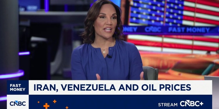 Not a lot of enthusiasm by big oil companies to jump into Venezuela right away: RBC’s Helima Croft Not a lot of enthusiasm by big oil companies to jump into Venezuela right away: RBC’s Helima Croft