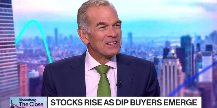 Too Early to Buy the Dip, Morgan Stanley’s Slimmon Says Too Early to Buy the Dip, Morgan Stanley’s Slimmon Says
