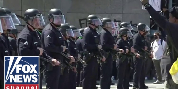 NEW: Trump slams ‘insurrectionist mobs’ in Los Angeles as protests escalate NEW: Trump slams ‘insurrectionist mobs’ in Los Angeles as protests escalate