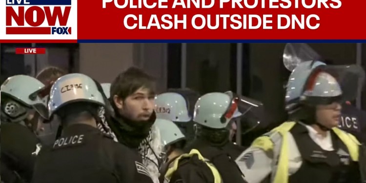 FULL VIDEO: Police and protestors clash in Chicago, mass arrests at the DNC | LiveNOW FOX FULL VIDEO: Police and protestors clash in Chicago, mass arrests at the DNC | LiveNOW FOX