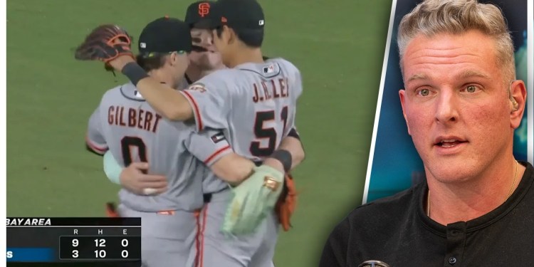 Giants Outfielders Have The Internet Buzzing After This Celebration Giants Outfielders Have The Internet Buzzing After This Celebration