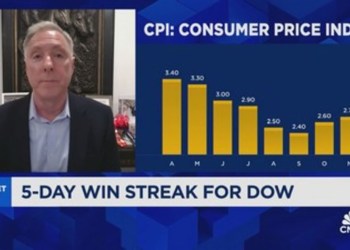 Martin: Growth remains strong, and we like tech stocks for 2025, but diversification is key. Martin: Growth remains strong, and we like tech stocks for 2025, but diversification is key.