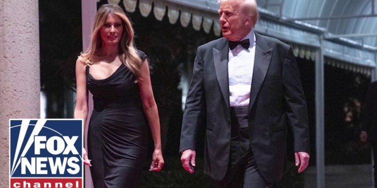 Trump rings in new year at Mar-a-Lago with Vance, Musk Trump rings in new year at Mar-a-Lago with Vance, Musk