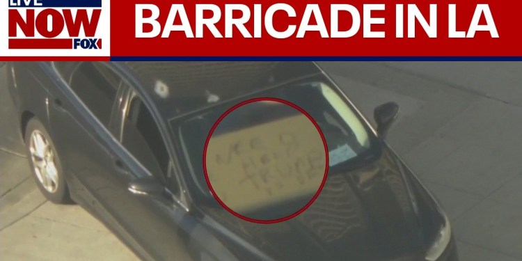 WATCH: Man barricaded on steps of LA City Hall WATCH: Man barricaded on steps of LA City Hall