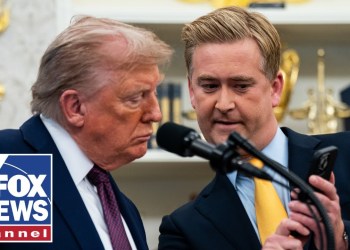 Doocy tells Trump about rumors surrounding his health Doocy tells Trump about rumors surrounding his health