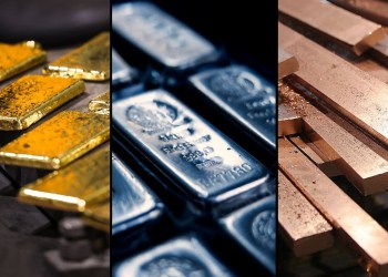 Gold and Silver Rise to Records on Rate-Cut Bets, Global Risks Gold and Silver Rise to Records on Rate-Cut Bets, Global Risks