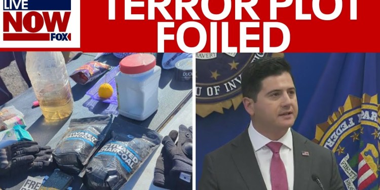 FBI foils bombing plot targeting Los Angeles FBI foils bombing plot targeting Los Angeles