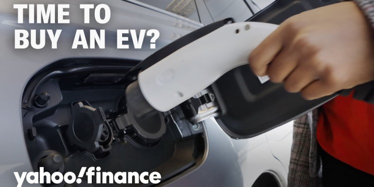 Is now a good time to buy an EV? Is now a good time to buy an EV?