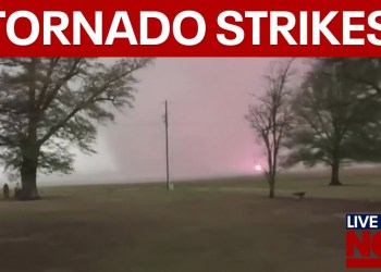 Massive Tornado slams Arkansas, severe storms turn deadly | LiveNOW from FOX Massive Tornado slams Arkansas, severe storms turn deadly | LiveNOW from FOX