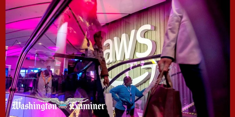 Worldwide internet outage disables major websites, streaming services, and apps Worldwide internet outage disables major websites, streaming services, and apps