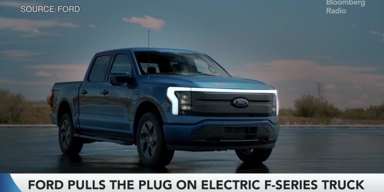 Ford to take a huge loss on its electric vehicle overhaul Ford to take a huge loss on its electric vehicle overhaul
