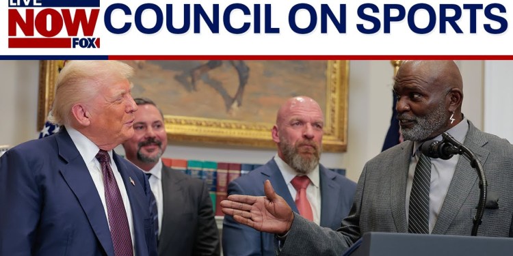 FULL: President Trump signs executive order on sports council, fitness test FULL: President Trump signs executive order on sports council, fitness test