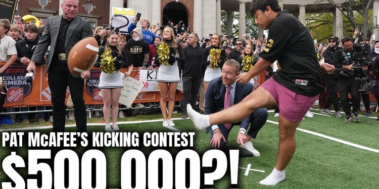 Vanderbilt Student Hits Biggest Kick In Pat McAfee’s Field Goal Challenge History?! Vanderbilt Student Hits Biggest Kick In Pat McAfee’s Field Goal Challenge History?!