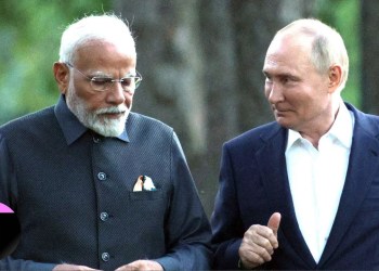 Russian President Vladimir Putin Welcomes Indian Prime Minister Narendra Modi Russian President Vladimir Putin Welcomes Indian Prime Minister Narendra Modi