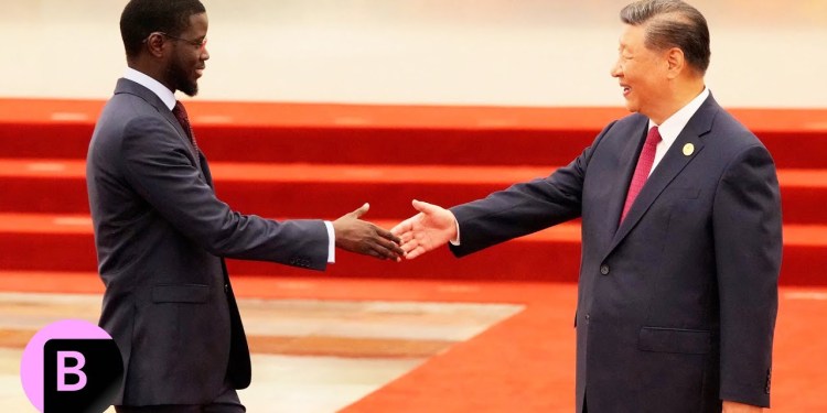 China’s Xi Seeks to Strengthen Africa Ties With Billion Pledge, Military Support China’s Xi Seeks to Strengthen Africa Ties With Billion Pledge, Military Support