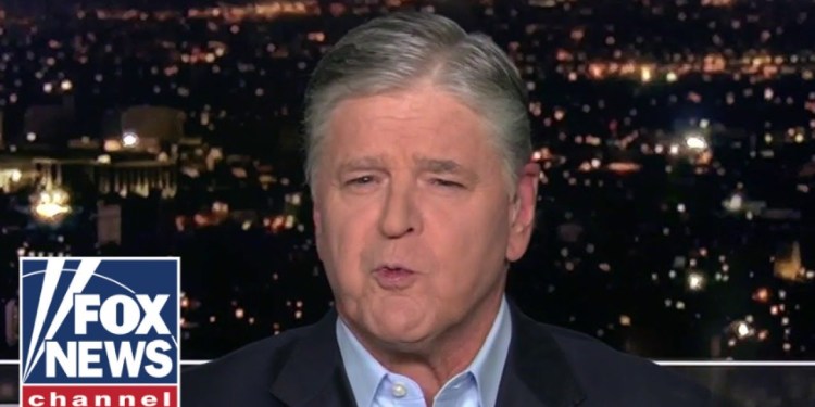 Hannity: Kamala’s border trip ‘reeks’ of political desperation Hannity: Kamala’s border trip ‘reeks’ of political desperation