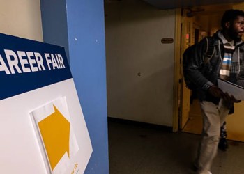 US Initial Jobless Claims Fall, Continuing Claims Rise US Initial Jobless Claims Fall, Continuing Claims Rise