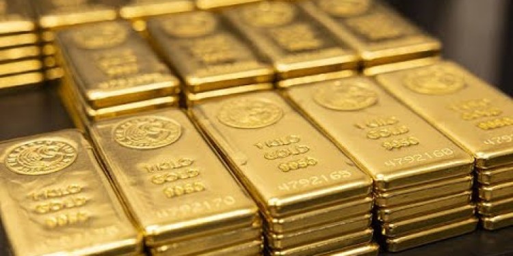 Gold, Silver Smash Records as End-Of-Year Rally Continues Gold, Silver Smash Records as End-Of-Year Rally Continues