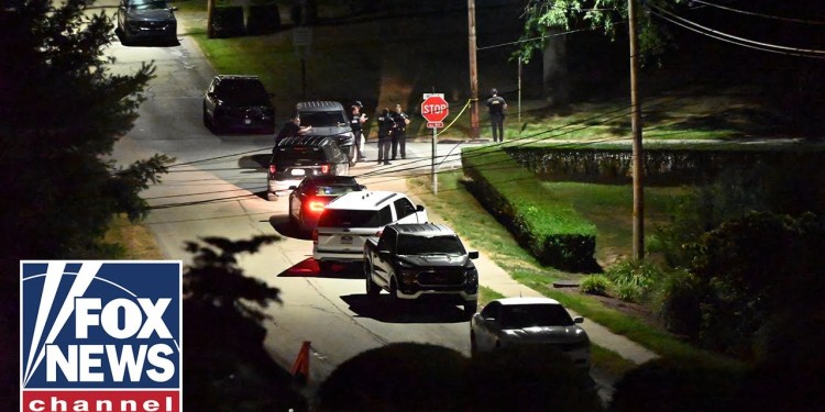 Trump shooter had explosives in car, WSJ says Trump shooter had explosives in car, WSJ says