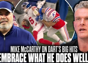 “Jaxson Dart’s Running Game Is What Sets Him Apart!” – Mike McCarthy On Dart Taking Big Hits “Jaxson Dart’s Running Game Is What Sets Him Apart!” – Mike McCarthy On Dart Taking Big Hits