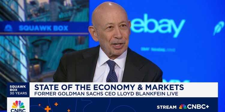 Former Goldman Sachs CEO Lloyd Blankfein on why he’s 100% in equities Former Goldman Sachs CEO Lloyd Blankfein on why he’s 100% in equities