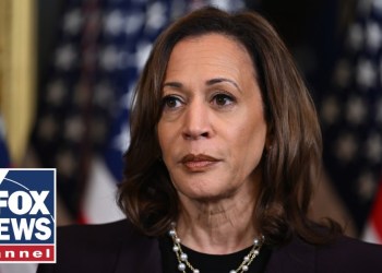 Reporter CALLS OUT Kamala Harris face-to-face: ‘WORLD CLASS PIVOT’ Reporter CALLS OUT Kamala Harris face-to-face: ‘WORLD CLASS PIVOT’
