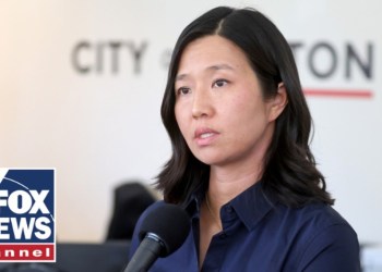 ‘IDIOTS!’: Sanctuary city mayor sparks OUTRAGE with anti-ICE rhetoric ‘IDIOTS!’: Sanctuary city mayor sparks OUTRAGE with anti-ICE rhetoric