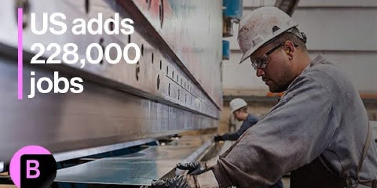 US Payrolls Top Forecasts, Unemployment Rate Rises to 4.2% US Payrolls Top Forecasts, Unemployment Rate Rises to 4.2%