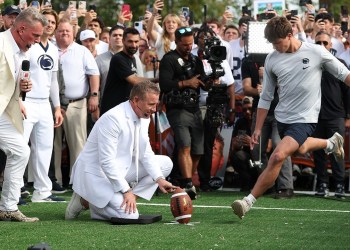 Can This Penn State Soccer Player Win Pat McAfee’s 0,000 Field Goal Challenge? Can This Penn State Soccer Player Win Pat McAfee’s 0,000 Field Goal Challenge?