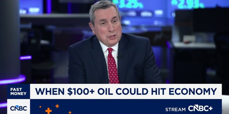 Evercore ISI’s Emanuel: July 4 could be ‘breakpoint date’ when oil prices spark an economic downturn Evercore ISI’s Emanuel: July 4 could be ‘breakpoint date’ when oil prices spark an economic downturn